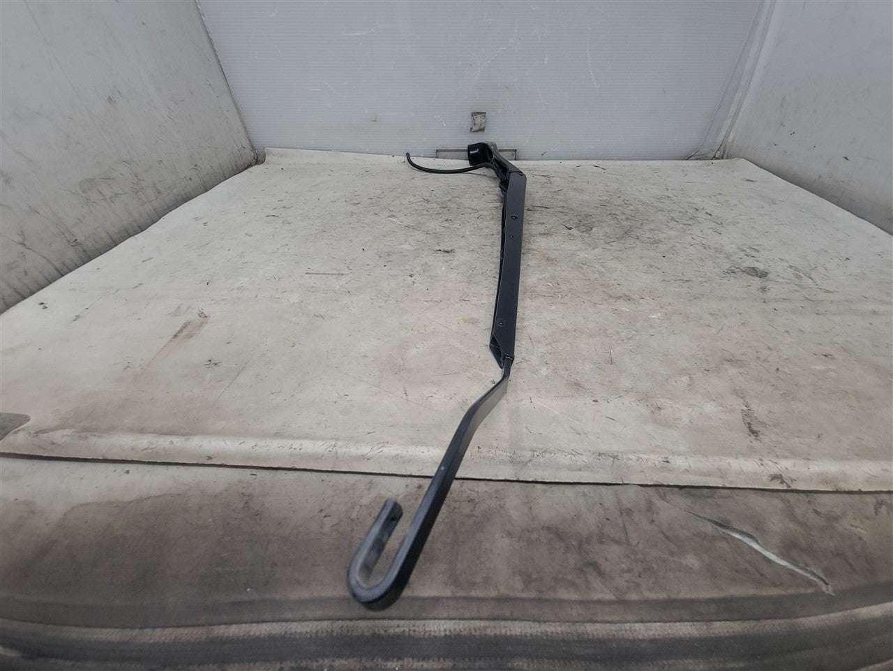 2005 CORVETTE WINDSHIELD WIPER ARMS PAIR LH RH 52K 34033 - image 18
