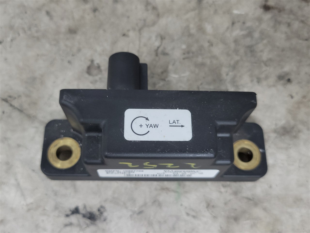 2005 CORVETTE YAW RATE STABILITY MODULE SENSOR 10307709 34045 - image 2