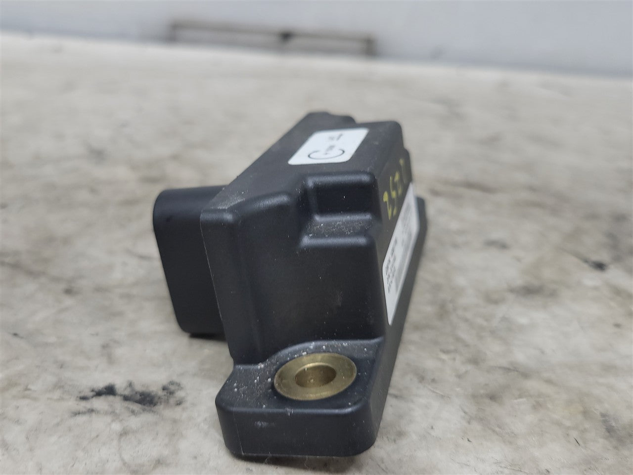 2005 CORVETTE YAW RATE STABILITY MODULE SENSOR 10307709 34045 - image 3