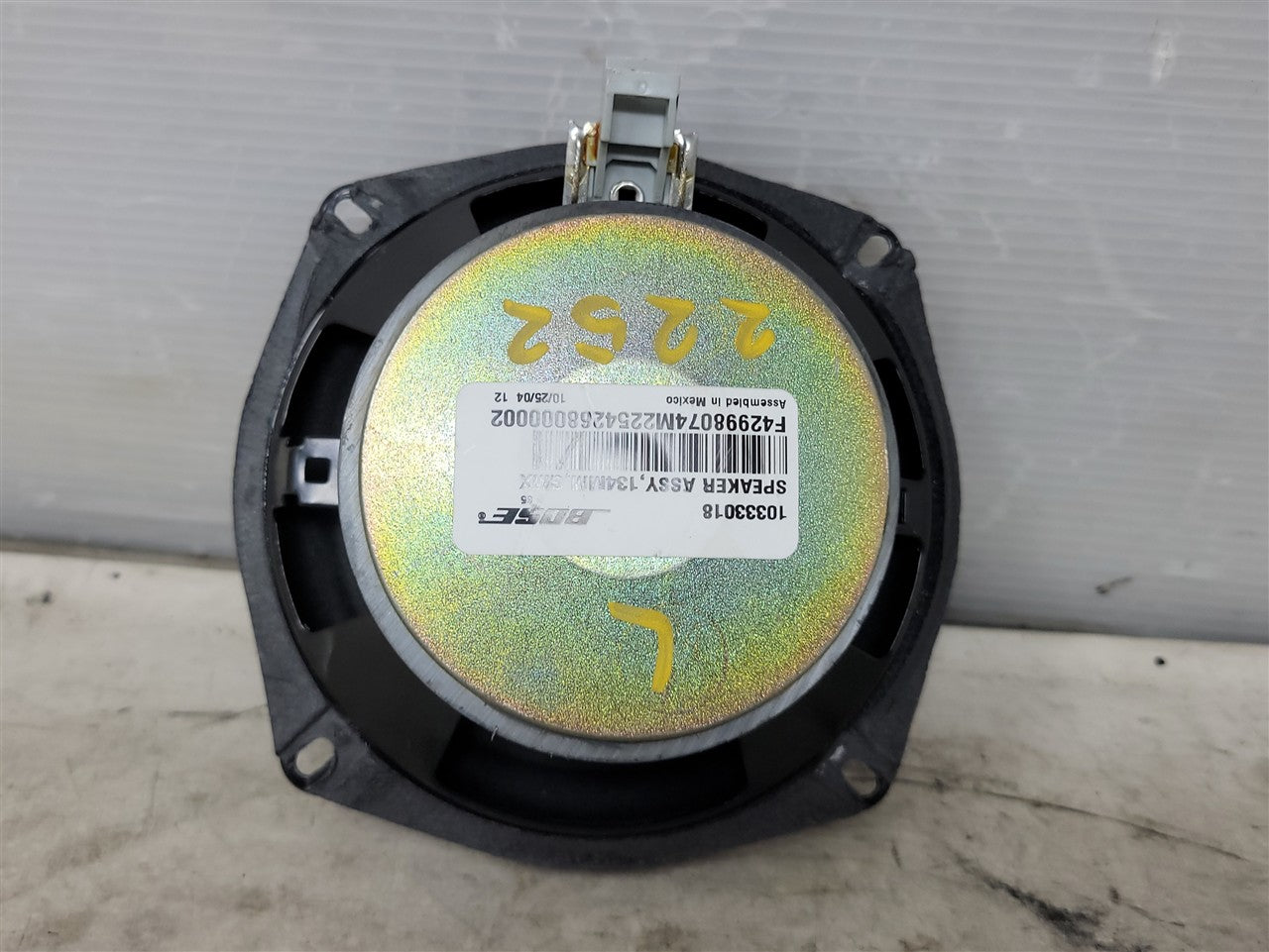 2005 CORVETTE REAR HATCH TRUNK BOSE SPEAKER 10333018 52K MILES 34049 - image 4