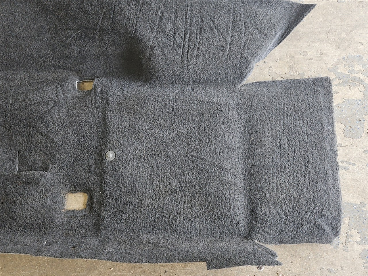 2005 CORVETTE FRONT OEM CARPET PAIR CLEAN 52K MILES LH DRIVER & RH PASSENGER SIDE. 34051 - image 7