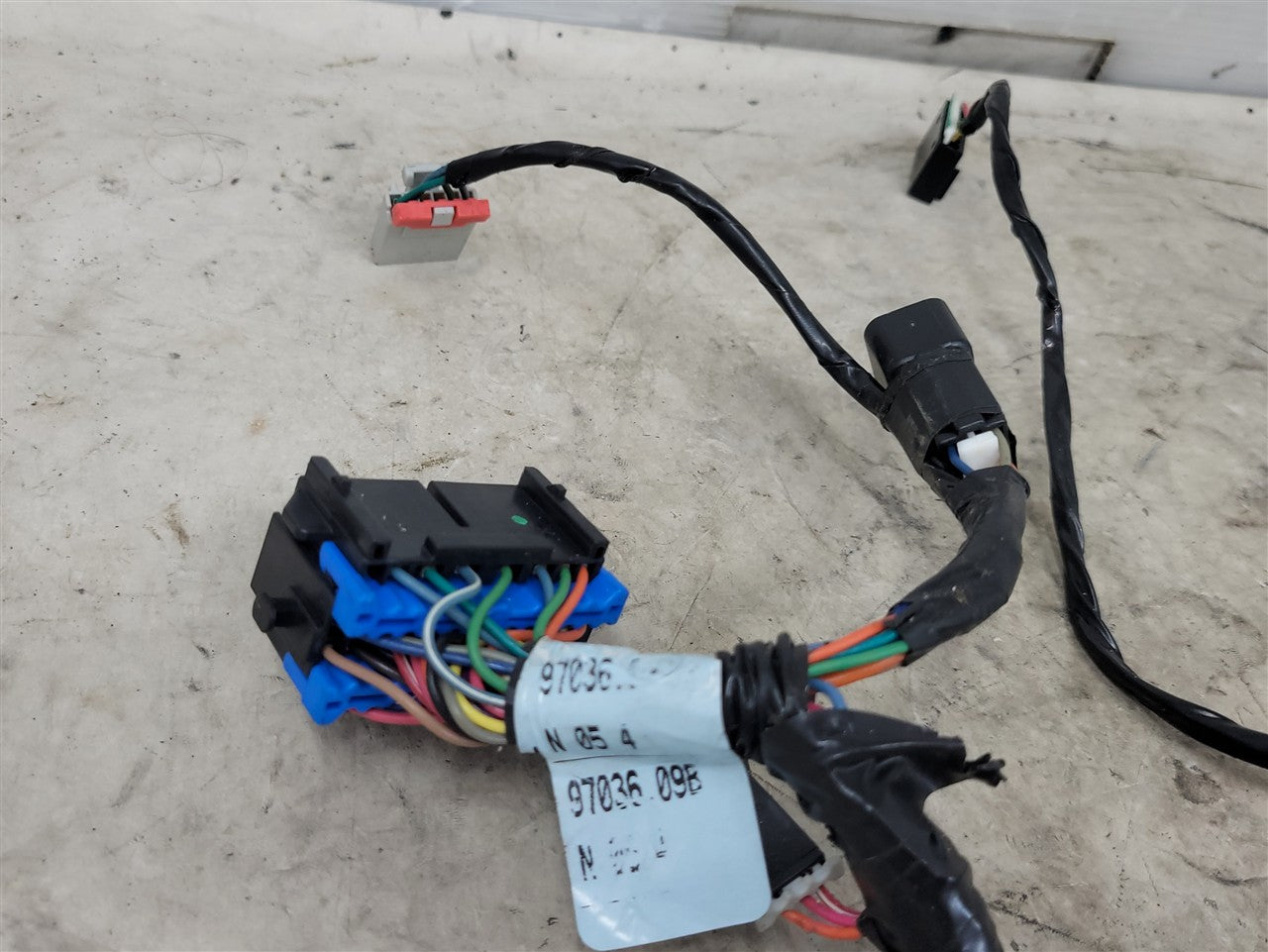 2005 CORVETTE STEERING COLUMN WIRE HARNESS 88963398 WIRING 34053 - image 6