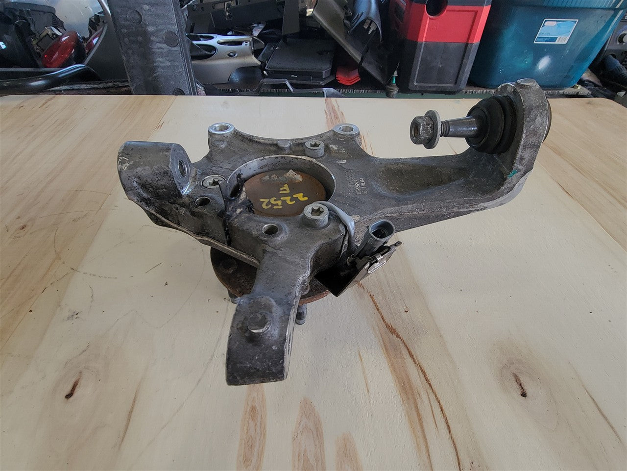 2005 CORVETTE LH FRONT SPINDLE WITH HUB 52K MI 34059 - image 4