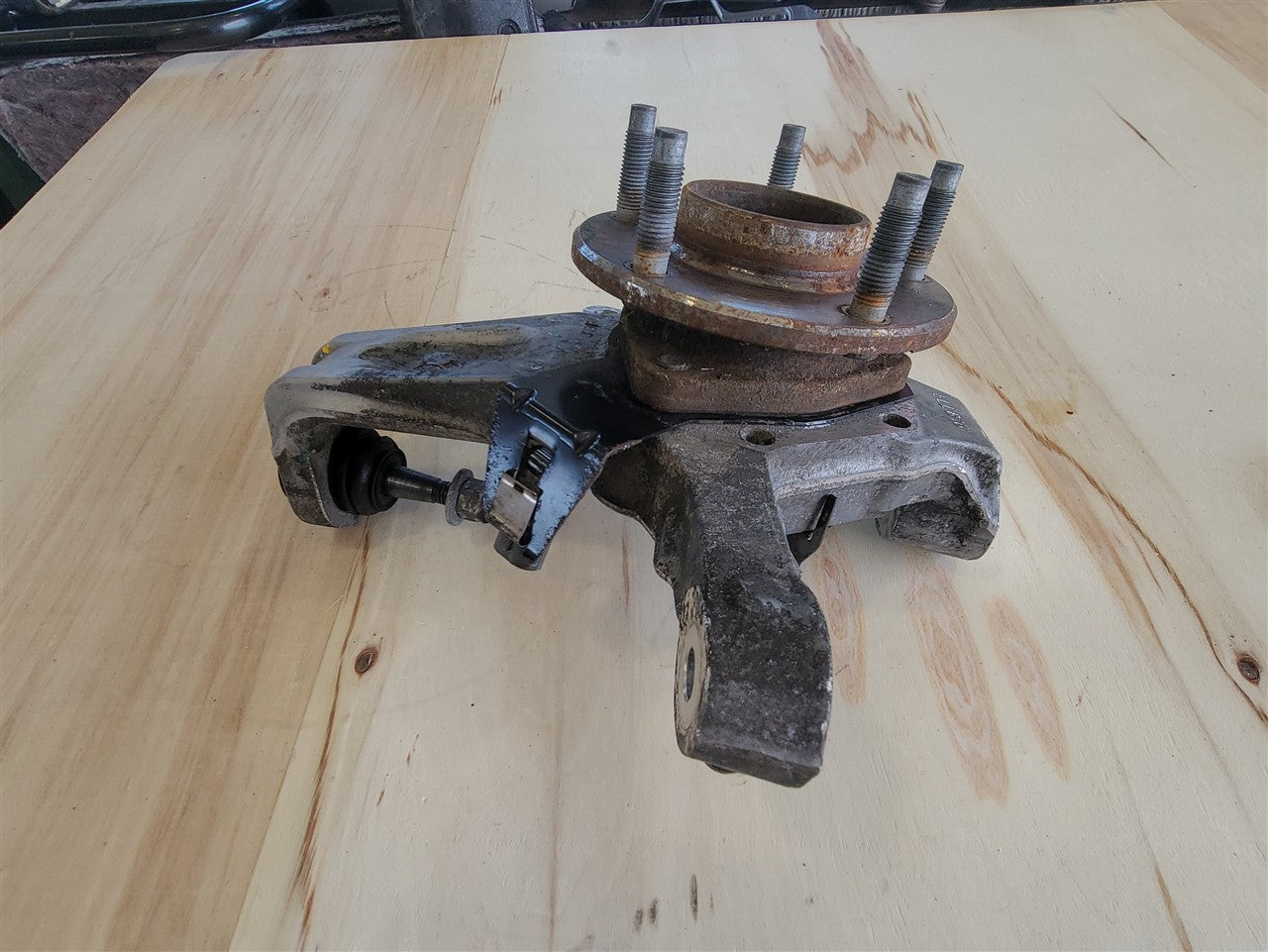 2005 CORVETTE LH FRONT SPINDLE WITH HUB 52K MI 34059 - image 9