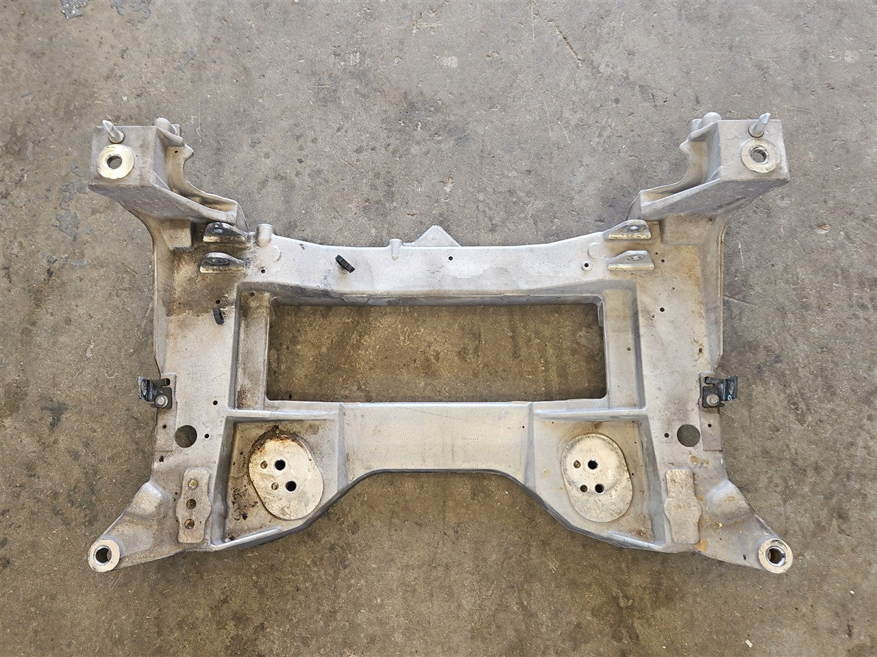 2005 CORVETTE FRONT ENGINE CROSSMEMBER K FRAME 34067 - image 5