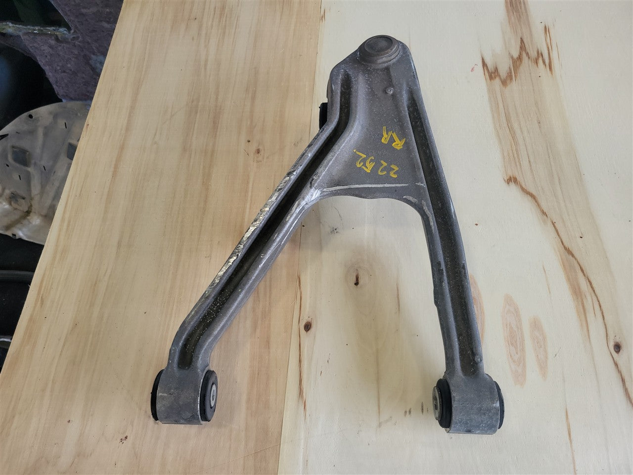 2005 CORVETTE RH REAR LOWER CONTROL ARM 52K MI 34071 - image 6