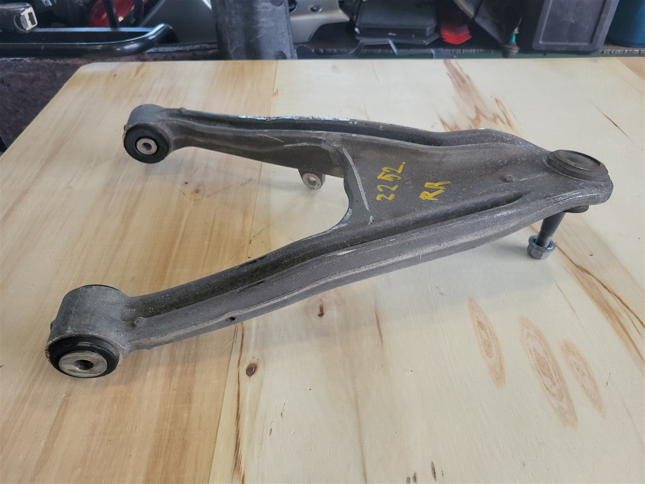2005 CORVETTE RH REAR LOWER CONTROL ARM 52K MI 34071 - image 8