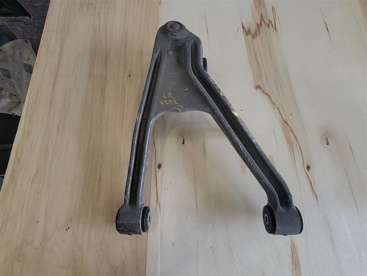 2005 CORVETTE LH REAR LOWER CONTROL ARM 52K MI 34072 - image 6