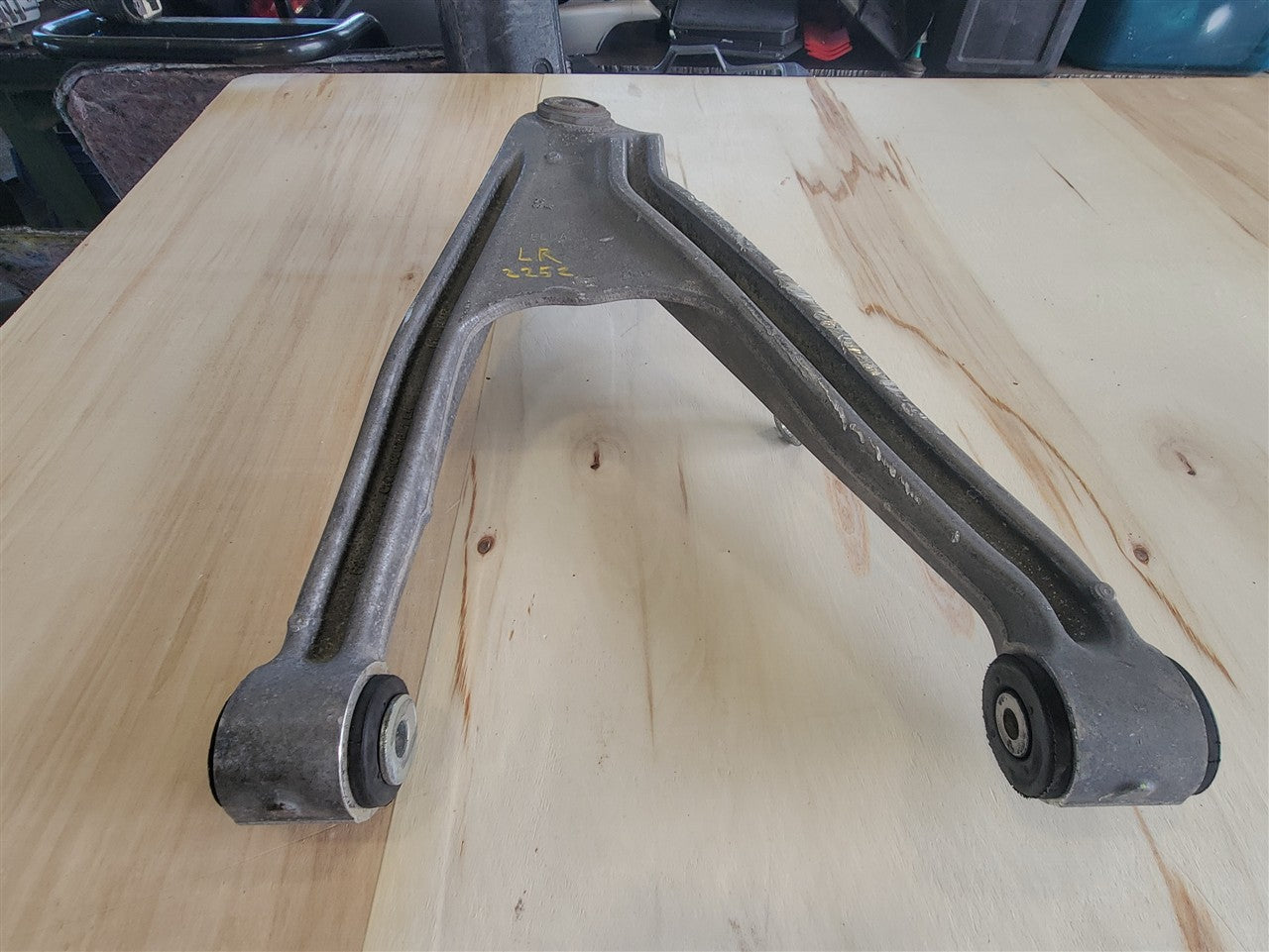 2005 CORVETTE LH REAR LOWER CONTROL ARM 52K MI 34072 - image 7