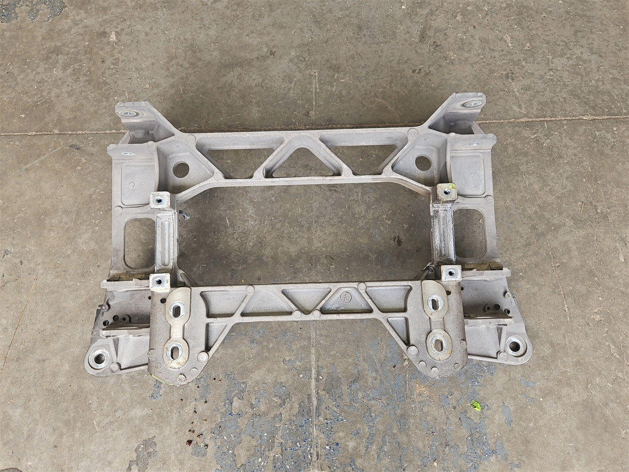 2005 CORVETTE REAR SUSPENSION CROSSMEMBER 15864493 34075 - image 8