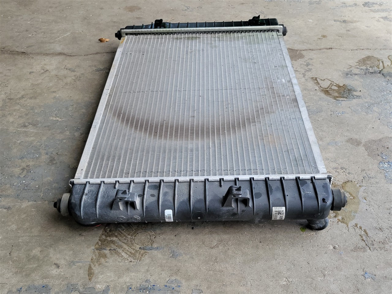 2005 CORVETTE OEM RADIATOR 52K MILES NO LEAKS ID AMM 34081 - image 8