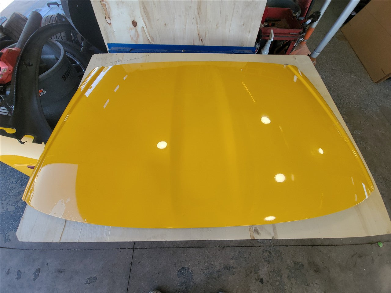 2005 CORVETTE TARGA TOP ROOF PANEL YELLOW 79U FIBERGLASS 34090 - image 1