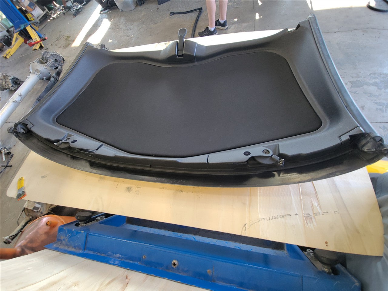 2005 CORVETTE TARGA TOP ROOF PANEL YELLOW 79U FIBERGLASS 34090 - image 17