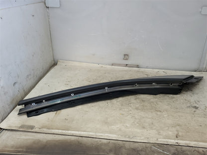 2005 CORVETTE RH A PILLAR EXTERIOR APPLIQUE 22773105 34093 - image 7