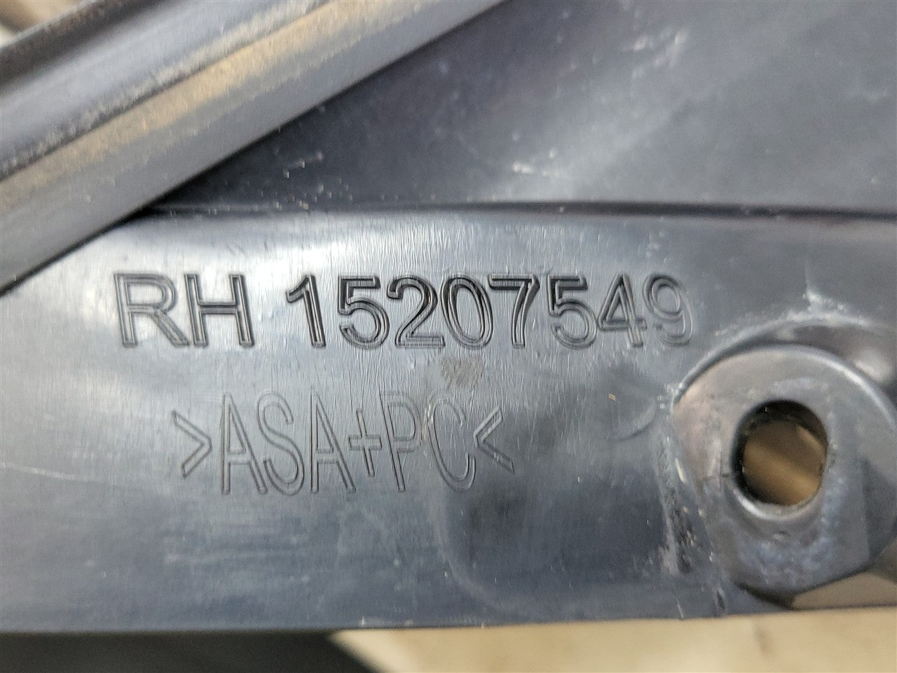 2005 CORVETTE RH A PILLAR EXTERIOR APPLIQUE 22773105 34093 - image 15