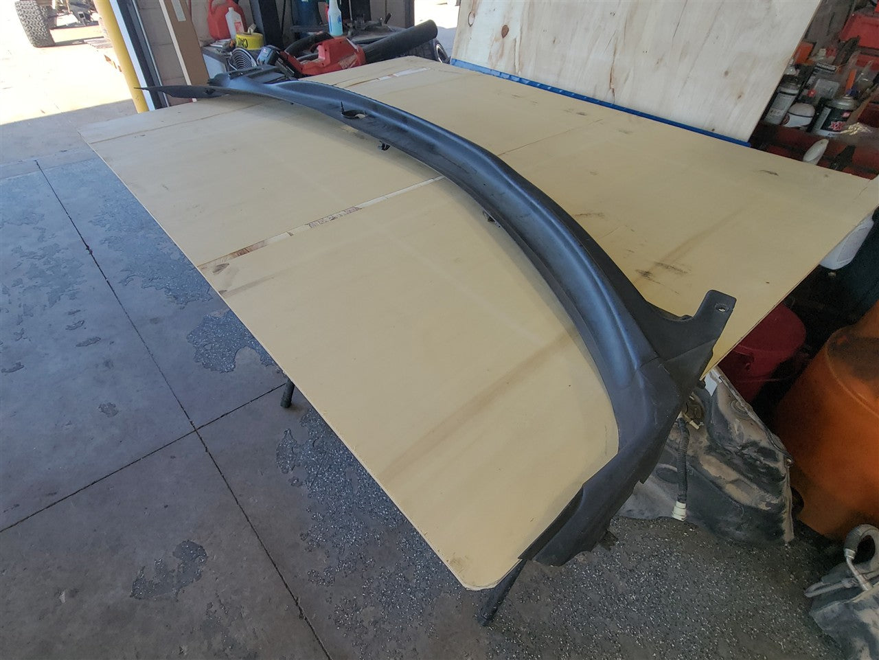 2005 CORVETTE WINDSHIELD WIPER EXTERIOR COWL TRIM 34094 - image 3