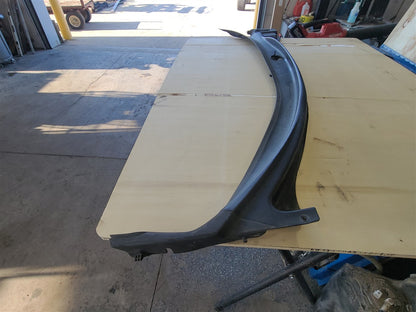 2005 CORVETTE WINDSHIELD WIPER EXTERIOR COWL TRIM 34094 - image 4