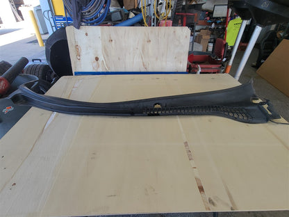 2005 CORVETTE WINDSHIELD WIPER EXTERIOR COWL TRIM 34094 - image 6