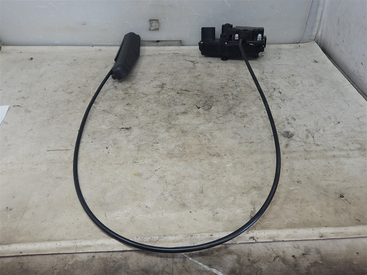 2005 CORVETTE RH DOOR LATCH & EMERGENCY RELEASE HANDLE 34100 - image 9