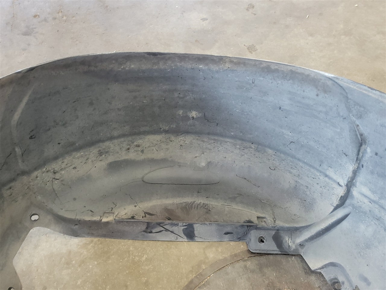 2005 CORVETTE RH PASSENGER REAR WHEEL INNER FENDER LINER 34103 - image 3