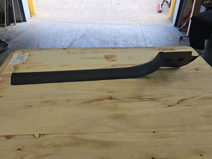 2005 CORVETTE RH PASSENGER DOOR SILL KICK PANEL BLACK 52K 34112 - image 3