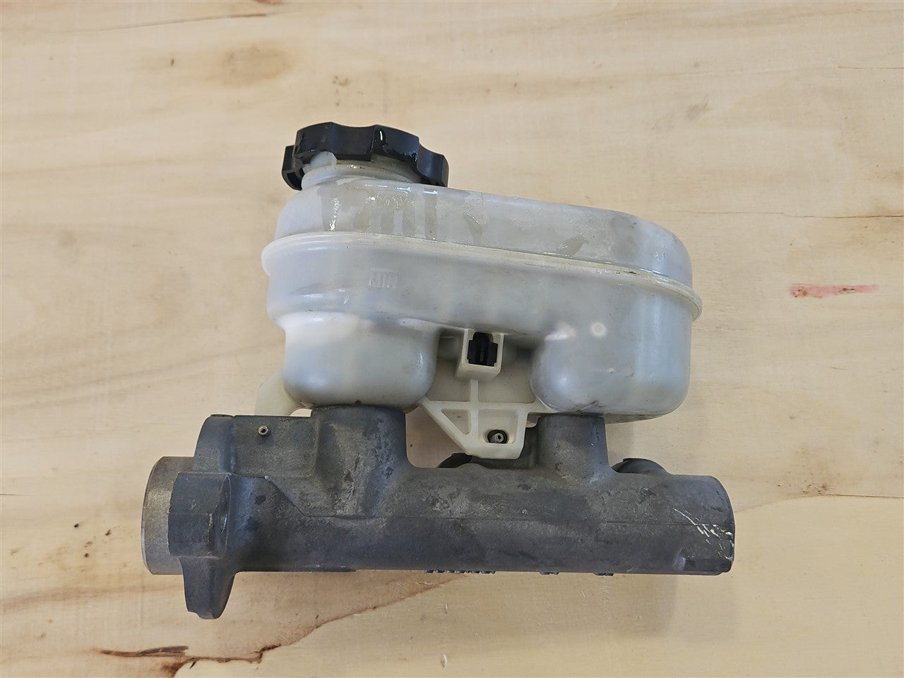 2005 CORVETTE OEM BRAKE MASTER CYLINDER 52K MILES 34113 - image 7