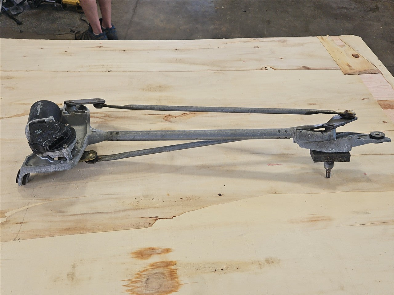 2005 CORVETTE OEM WIPER MOTOR & LINKAGE 52K MILES 34114 - image 6