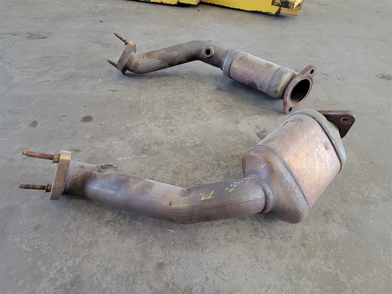 2005 CORVETTE 6.0L LS2 6.2L LS3 EXHAUST Y PIPE 52K 34118 - image 4
