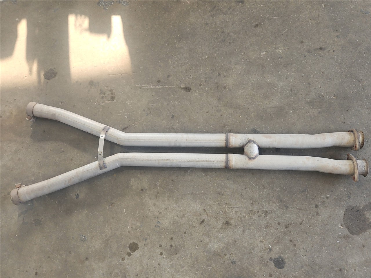 2005 CORVETTE OEM MID EXHAUST WITH H PIPE 52K MILES 34119 - image 13