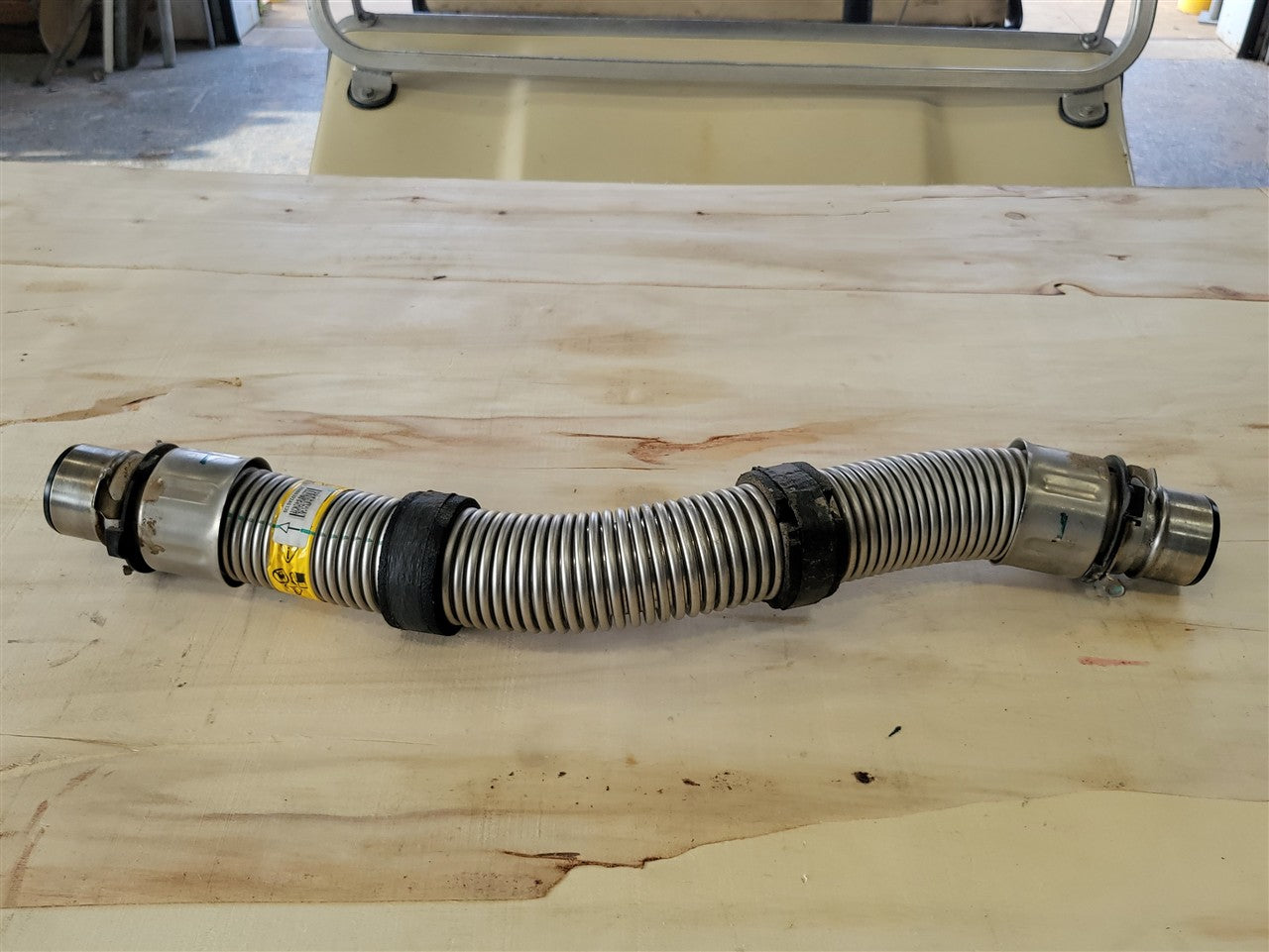 2005 CORVETTE FUEL TANK FEED CROSSOVER PIPE W/INNER HOSES 34123 - image 7