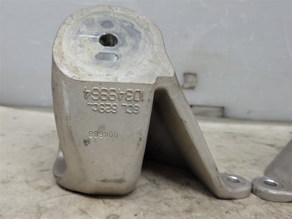 2005 CORVETTE ENGINE MOUNT BRACKETS PAIR LH RH 34126 - image 8