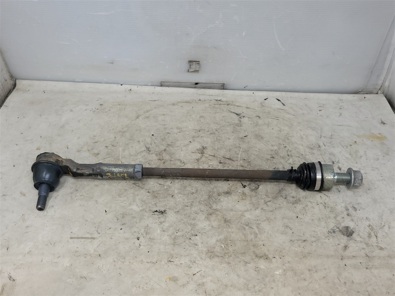 2005 CORVETTE OEM REAR TIE ROD LINK 52K MILES. FITS 2005-2013 CORVETTE C6, 2004-2009 CADILLAC XLR. 88955490 34130 - image 1