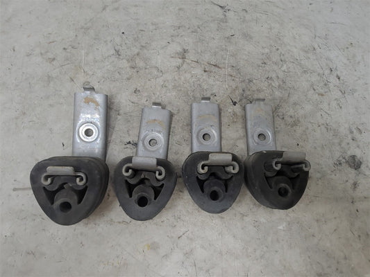 2005 CORVETTE SET OF 4 EXHAUST MUFFLER HANGERS BRACKETS WITH RUBBER ISOLATORS. 34137 - image 1