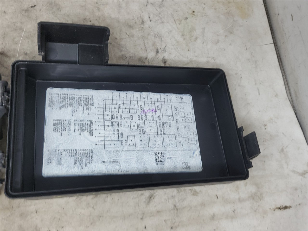 2005 CORVETTE ENGINE BAY FUSE BOX 10355736 34138 - image 7