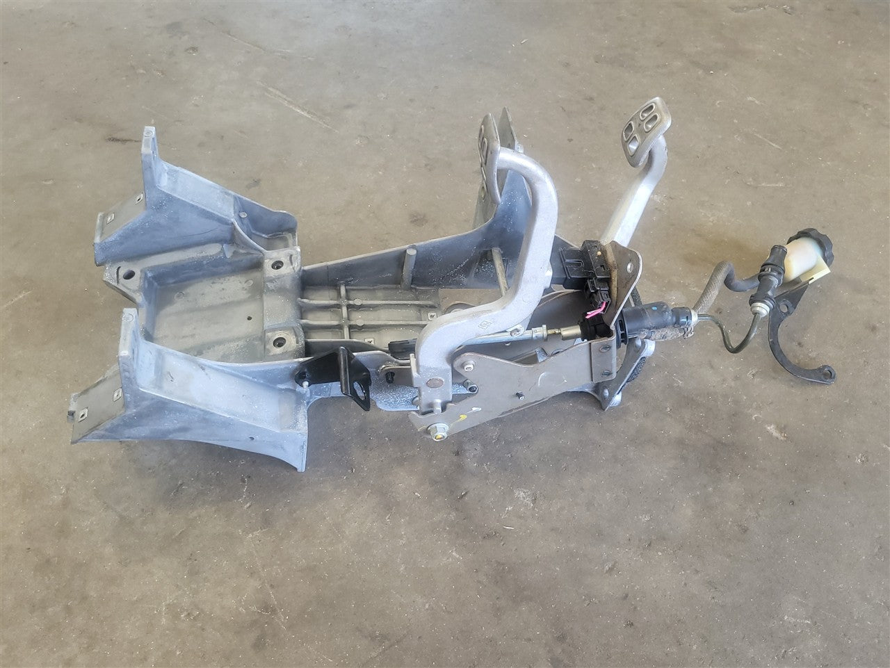 2005 CORVETTE CLUTCH & BRAKE PEDAL ASSEMBLY 52K MILES 34139 - image 13