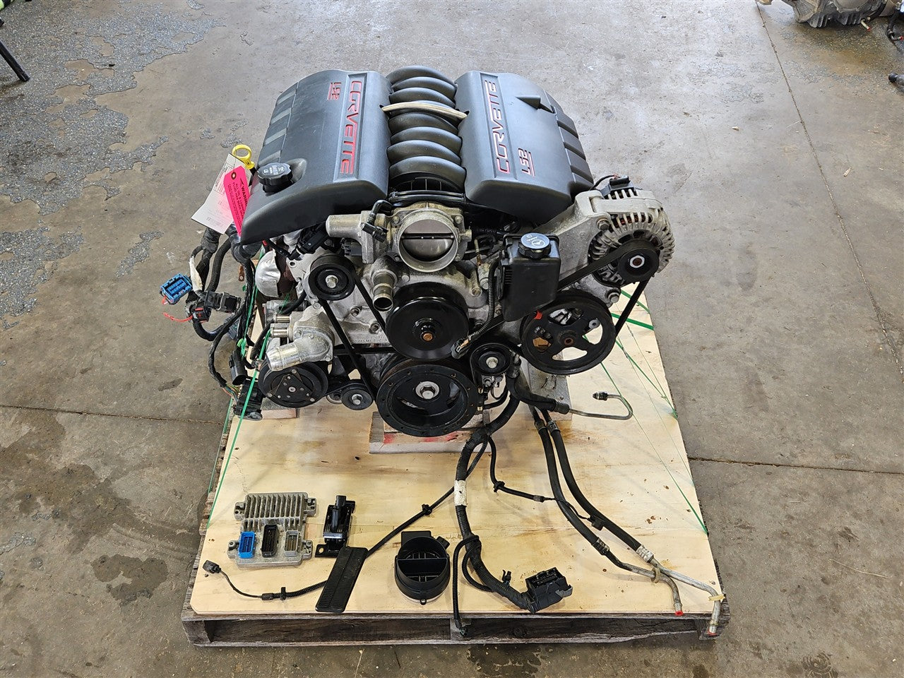 2005 CORVETTE LS2 6.0L ENGINE DROP OUT 52K W/ACCYS, WIRING, ECM, PEDAL 34141 - image 1