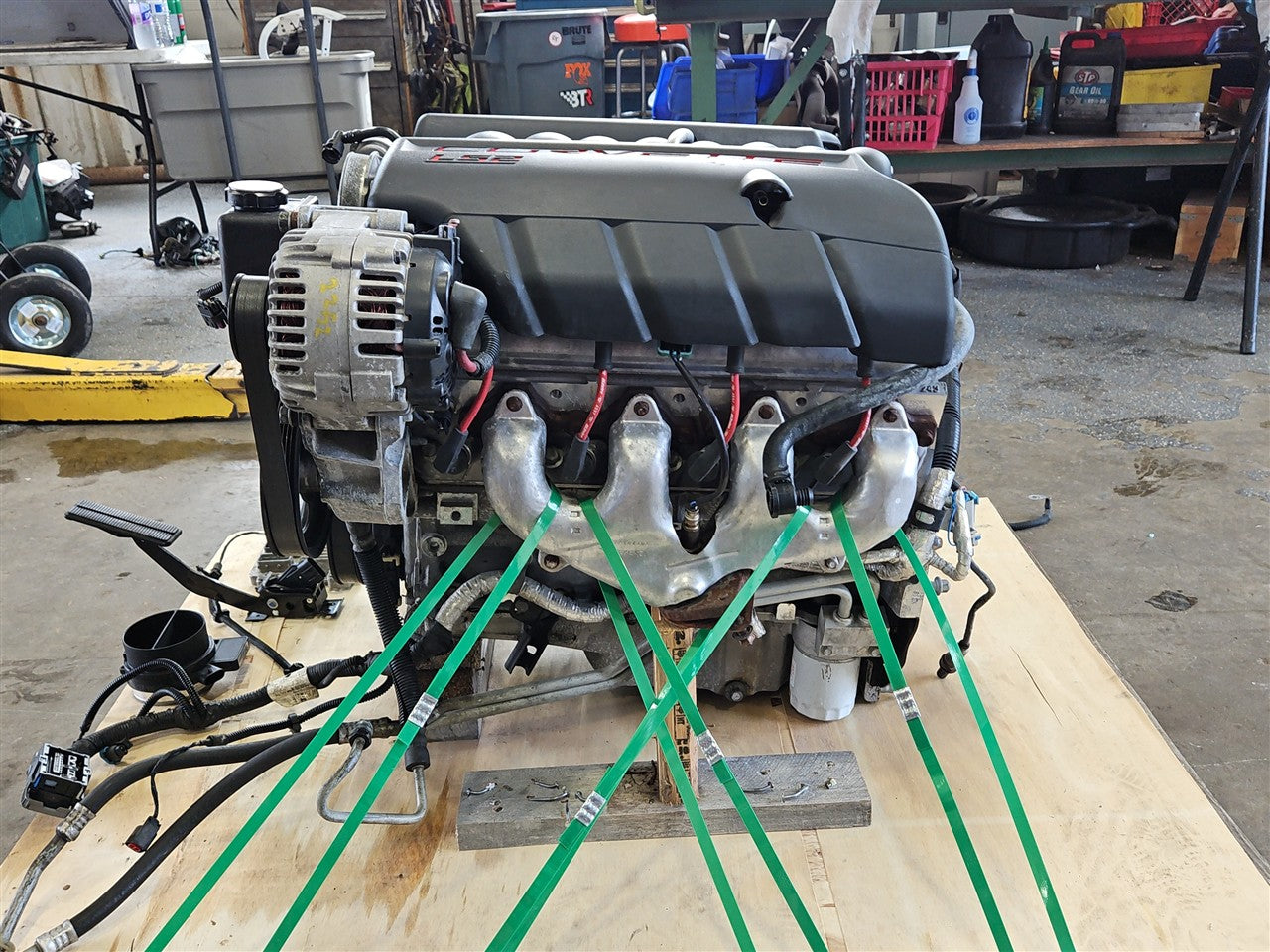 2005 CORVETTE LS2 6.0L ENGINE DROP OUT 52K W/ACCYS, WIRING, ECM, PEDAL 34141 - image 16