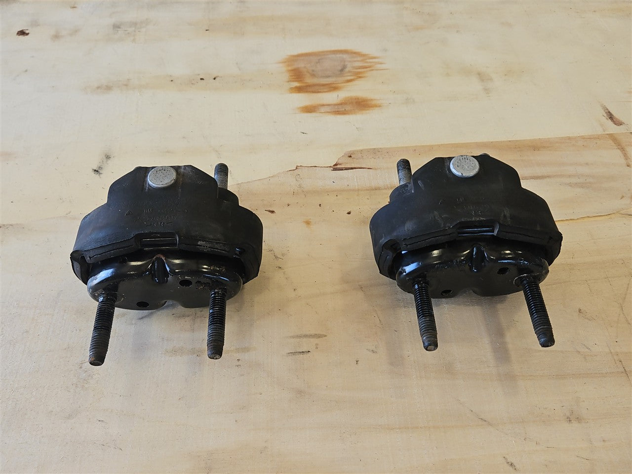 2005 CORVETTE TRANS MOUNTS PAIR LH RH 10448683 52K 34143 - image 4