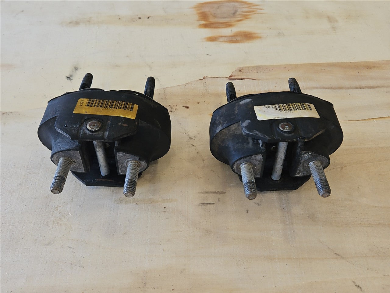 2005 CORVETTE TRANS MOUNTS PAIR LH RH 10448683 52K 34143 - image 8