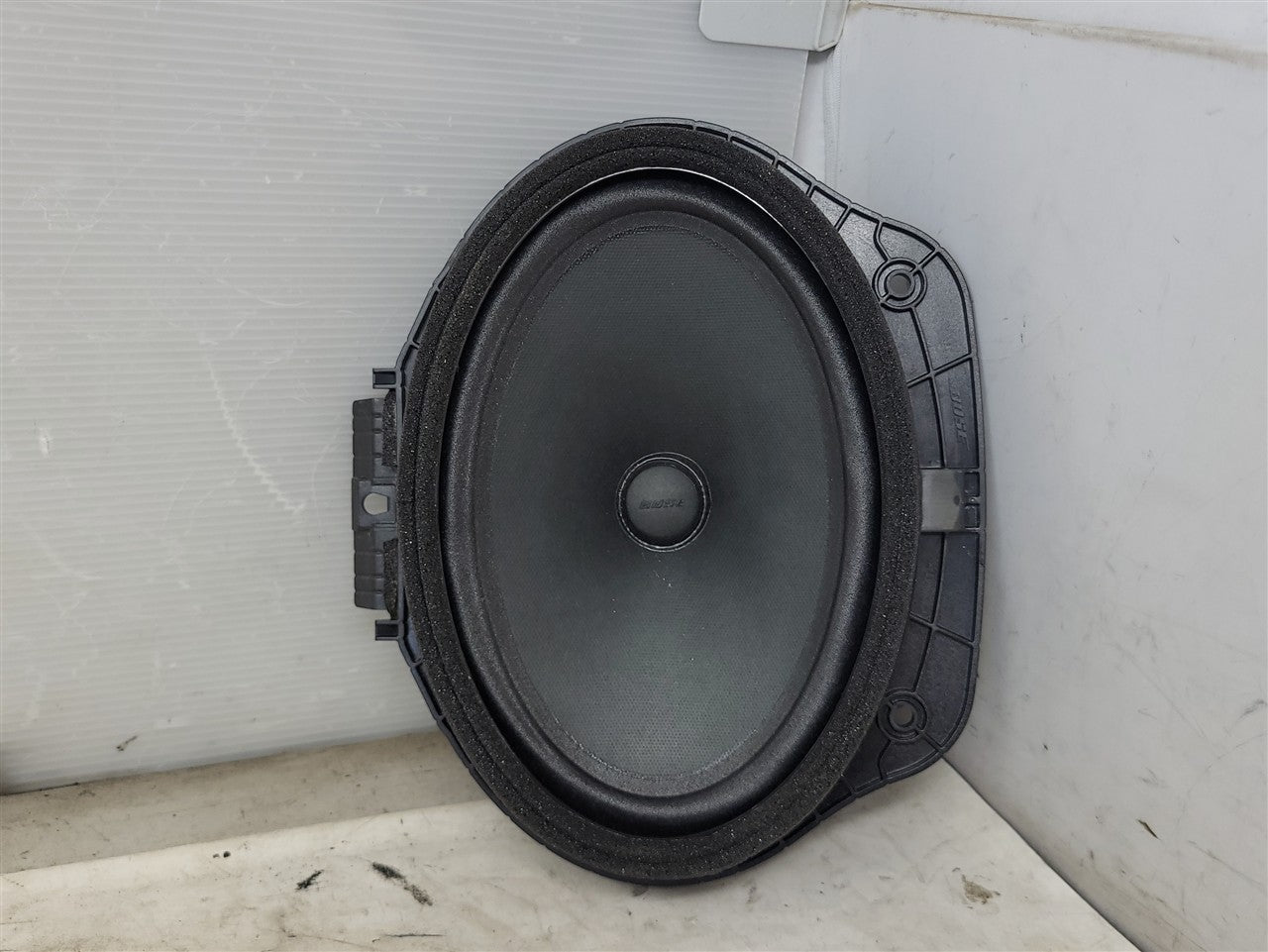 2016 CAMARO FRONT DOOR BOSE SPEAKER 23125292 34147 - image 1