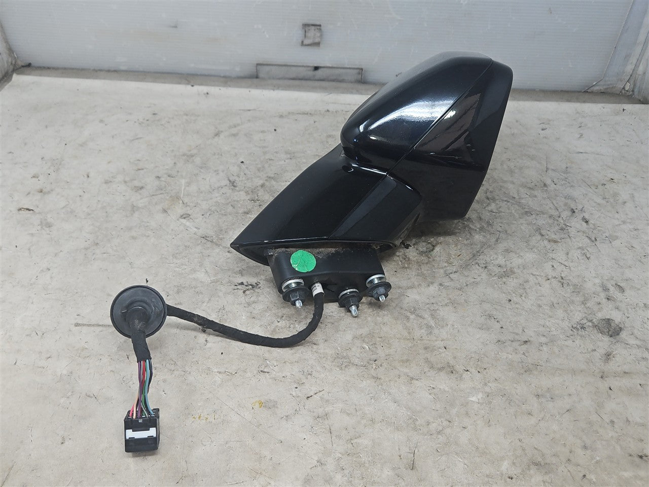 2016 CAMARO RH SIDE VIEW MIRROR HEATED BLACK 8555 / GBA 34149 - image 2