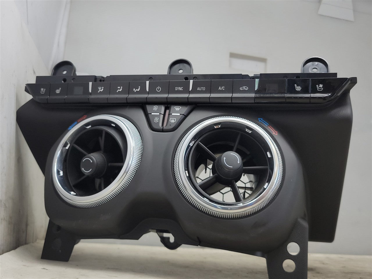 2016 CAMARO DUAL ZONE TEMPERATURE CONTROLS HEAT 34154 - image 2