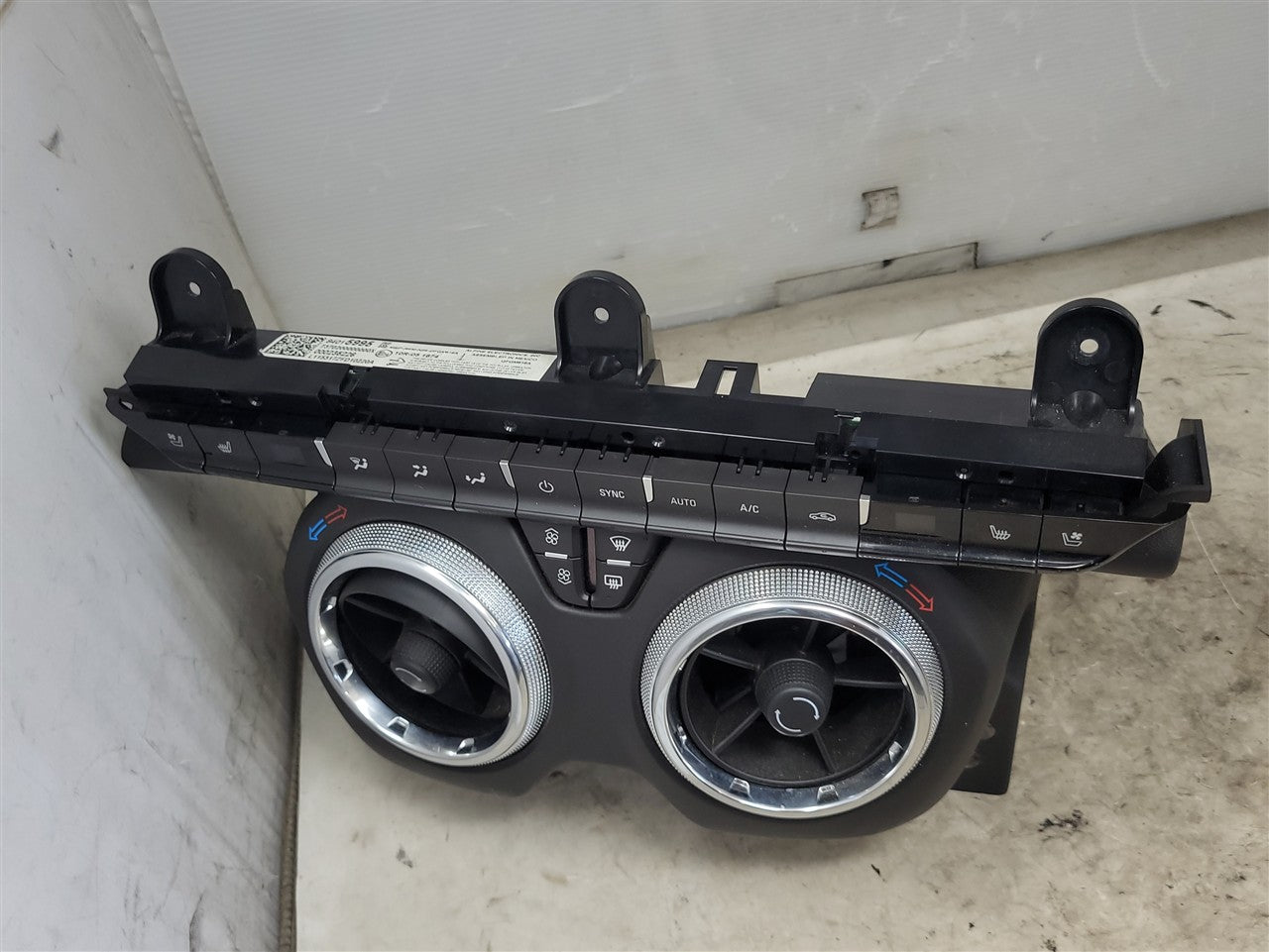 2016 CAMARO DUAL ZONE TEMPERATURE CONTROLS HEAT 34154 - image 3