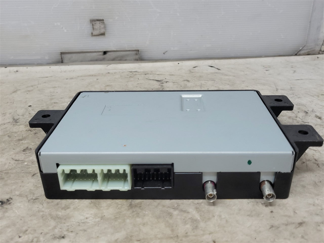 2016 CAMARO ONSTAR COMMUNICATION MODULE 84022547 34156 - image 9