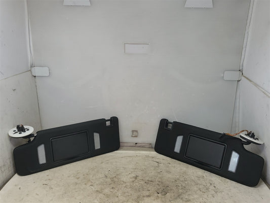 2016 CAMARO LIGHTED SUN VISORS PAIR LH RH BLACK 34167 - image 1