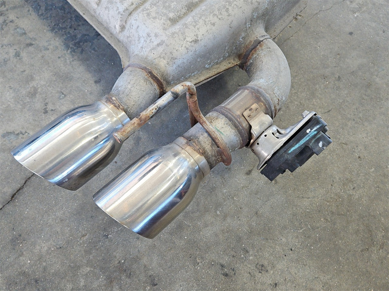 2016 CAMARO SS 6.2L DUAL MODE NPP EXHAUST CATBACK 34171 - image 11