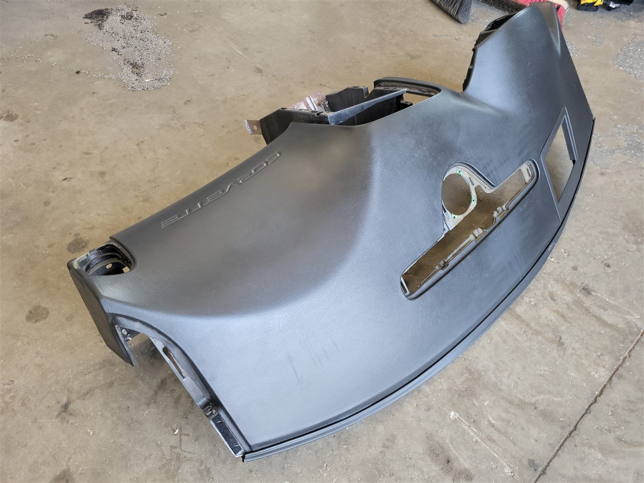 2005 CORVETTE CORVETTE DASH DASHBOARD BLACK W/HUD CUTOUT 15227349 34174 - image 5