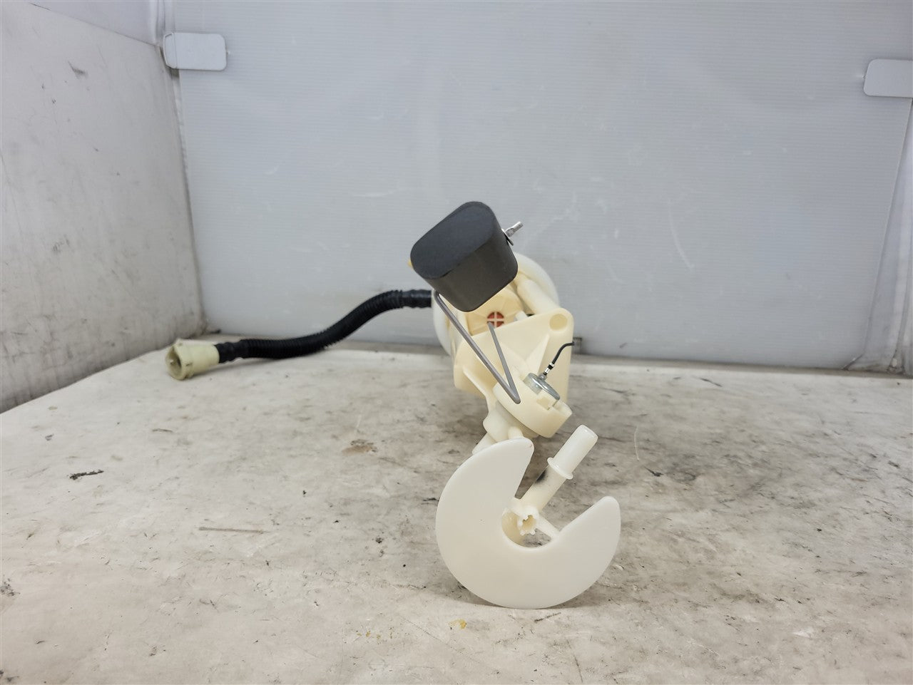 RH FUEL TANK TRANSFER PUMP ASSEMBLY 34179 - image 7