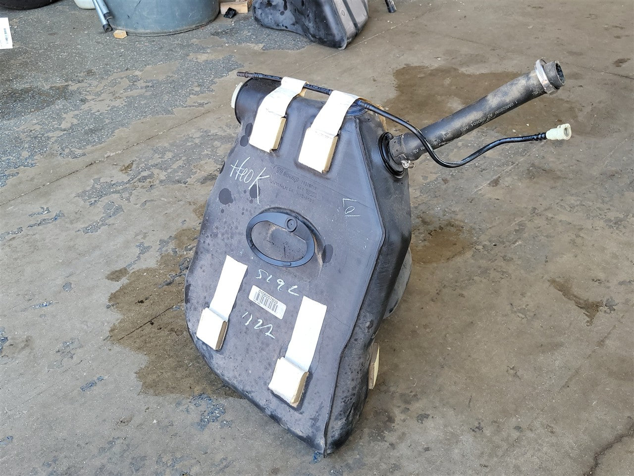 2005 CORVETTE LH DRIVER GAS FUEL TANK 10310015 34180 - image 6