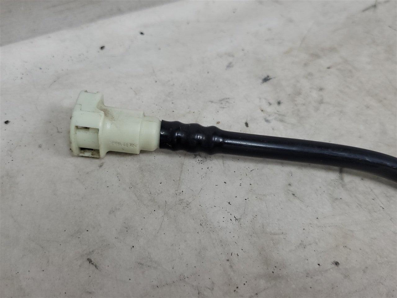 2005 CORVETTE FUEL TANK EVAP LINE BREATHER 25899613 34182 - image 6